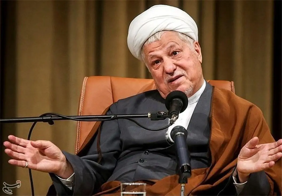 وزیر وقت اطلاعات گفته بود هاشمی بیاید رشته‌های ۱۰ ساله ما پنبه می‌شود