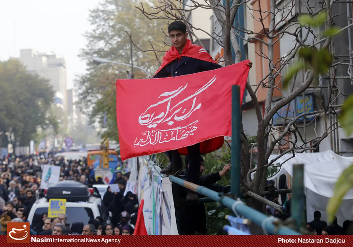 آمریکا مصداق اتم استکبار است/ "دوست پنداشتن آمریکا" خیانت به اسلام و انقلاب است