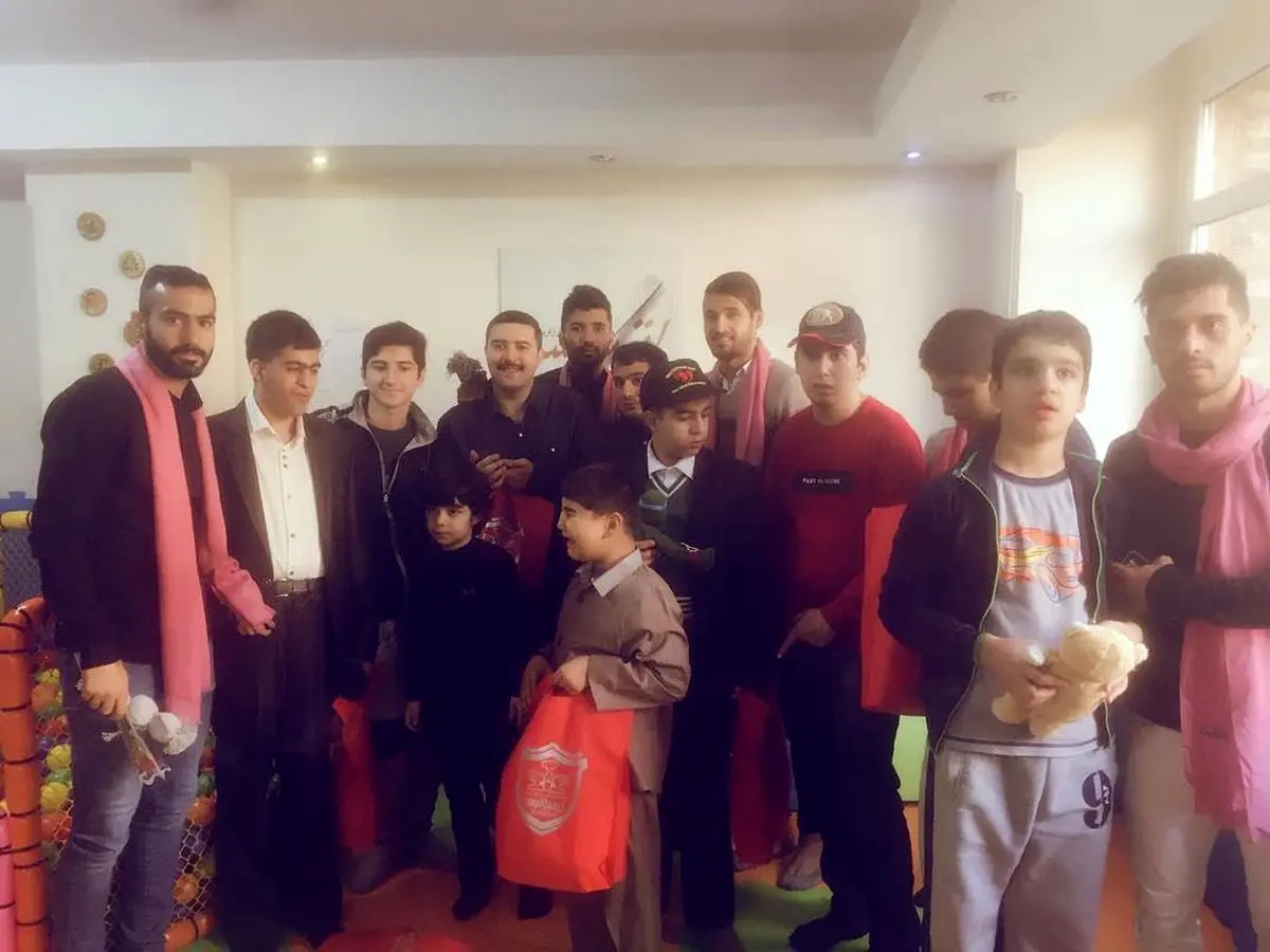 پرسپولیسی‌ها در انجمن خیریه اوتیسم ایران