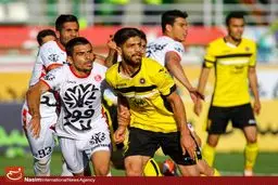 دیدار تیم های سپاهان اصفهان و پدیده مشهد