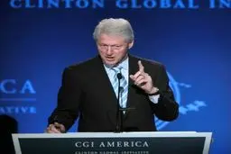بیل کلینتون: نمی‌گذاریم اسرائیل به زباله‌دان تاریخ بپیوندد