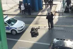 خودکشی دختر ۲۴ ساله با پریدن از روی پل عابر