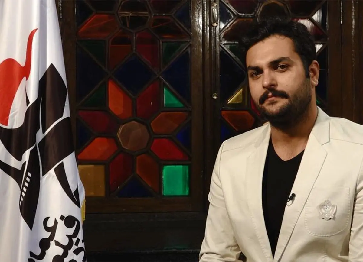 مدافع حرم، فقط فرد وسط میدان جنگ نیست