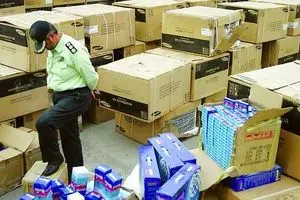 سرمایه گذاران به جای تولید واسطه گری می کنند