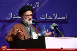 عارف روحانی را رئیس‌جمهور کرد/ دائماً نباید بگوییم که برداشتند و بردند؛ ما هم ضعف نشان دادیم