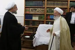تاکید مراجع عظام بر رفع مشکلات اقتصادی مردم در دیدار با روحانی