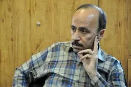 مدیری که حتی به حاتمی کیا هم به چشم ابزار می نگرد!
