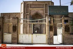 به توریست و گردشگری به چشم صنعت نگاه کنیم