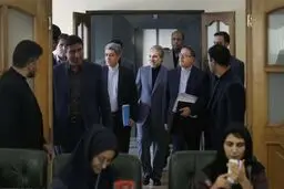 رفت و آمد مشکوک خریدار اوراق قرضه ۲ میلیارد دلاری به تهران