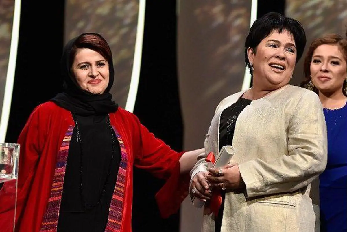 فرهادی:انتظار نداشتم فیلمم دو جایزه ببرد/ هودا بنیامینا: کن مال ماست. ما اینجاییم!