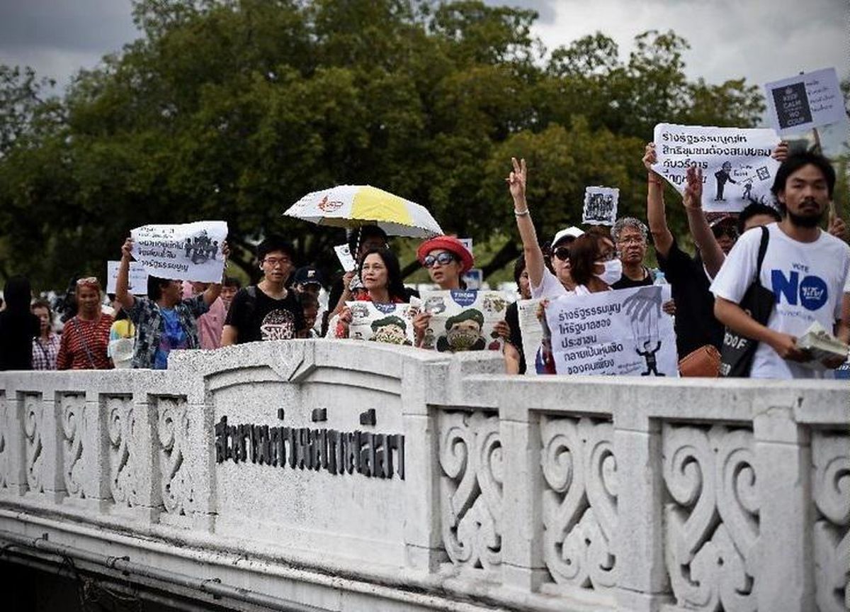 برگزاری راهپیمایی عظیم ضد کودتا در تایلند