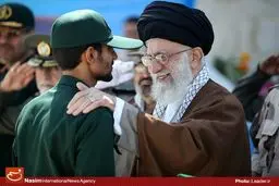 مراسم دانش‌آموختگی دانشجویان دانشگاه امام حسین(ع) با حضور رهبر معظم انقلاب