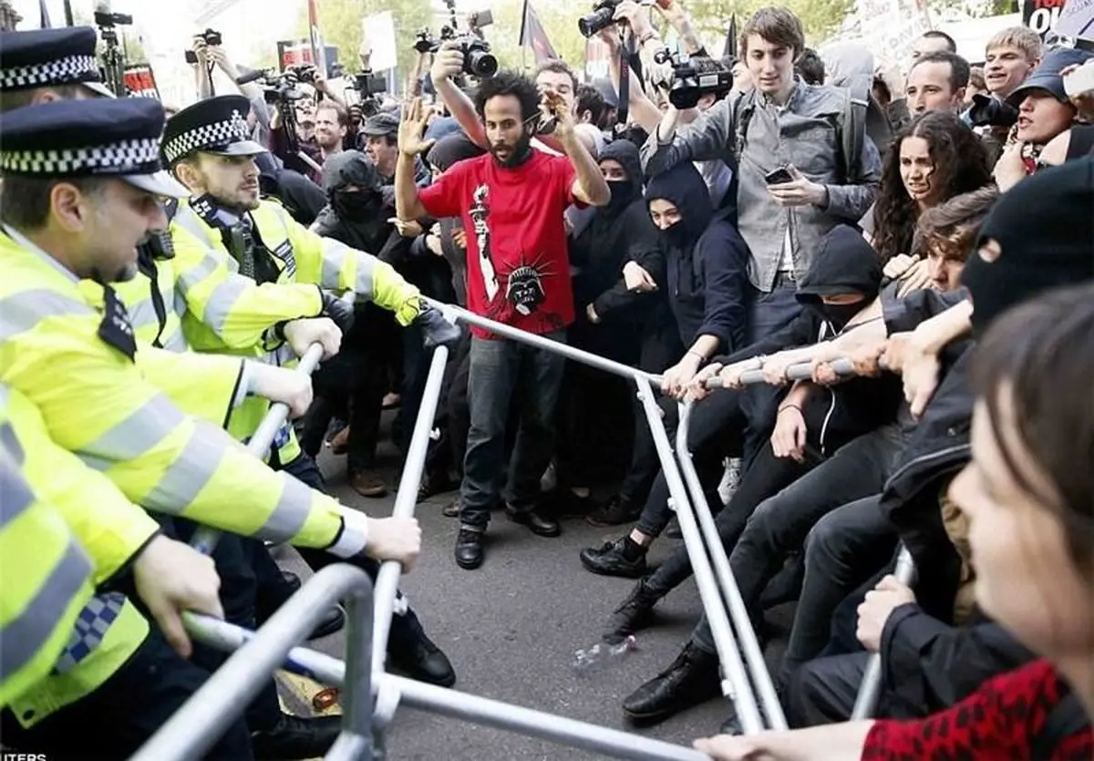 تظاهرات کارگران بیکار صنعت فولاد انگلیس