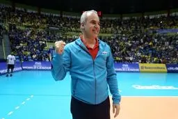 خوش‌خبر: امیدوارم پاداش چهار سال تلاش را بگیریم