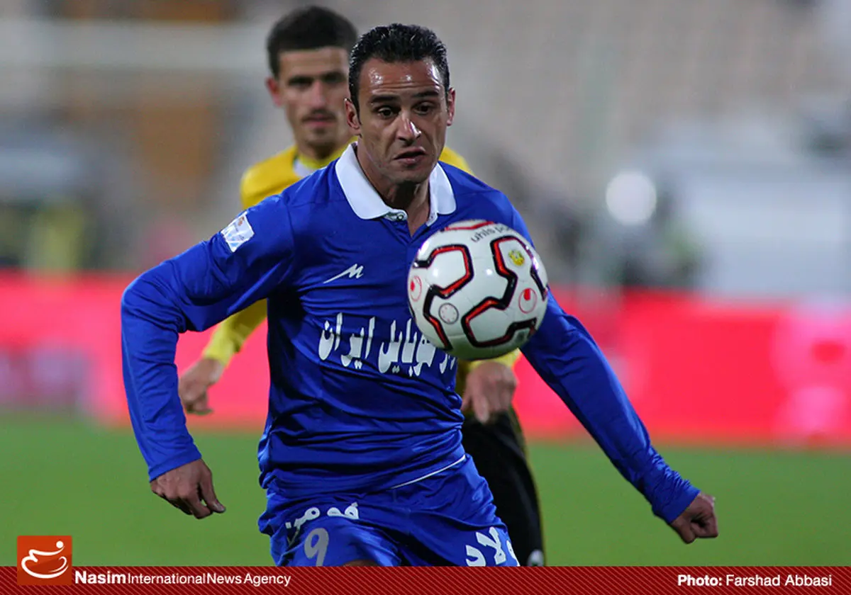 قرارداد عجیب آرش برهانی با استقلال در فصلی که گذشت