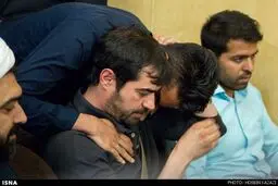 حضور شهاب حسینی در مراسم ختم همسر شهید بابایی