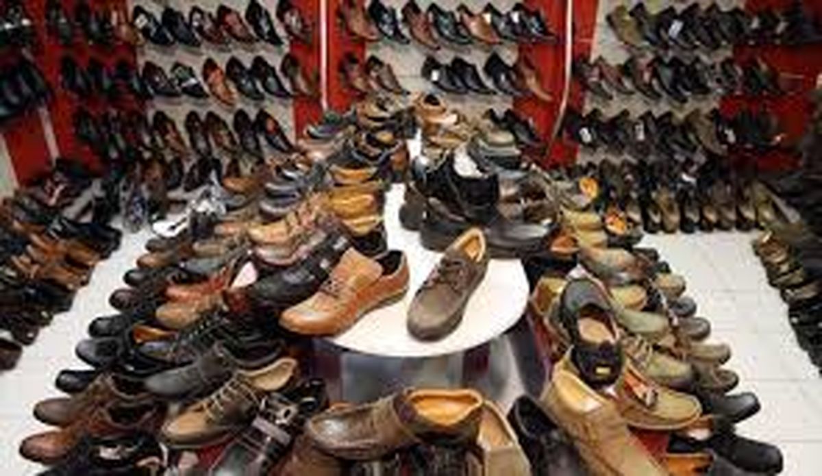 بیکاری ۳۰ هزار کارگر ایرانی در اثر واردات غیرقانونی کفش خارجی!