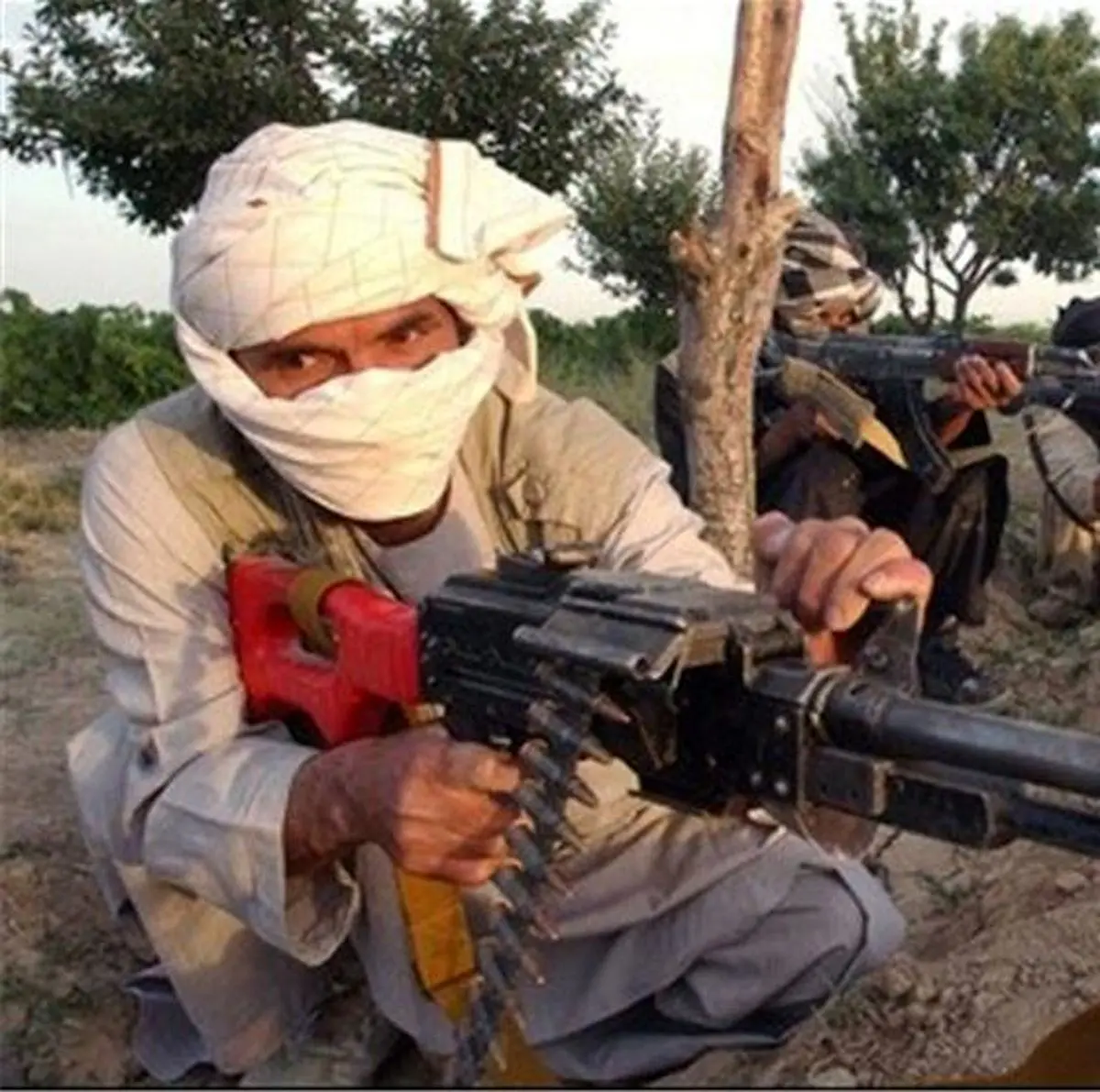 تصرف سه پاسگاه پلیس در جنوب افغانستان توسط طالبان