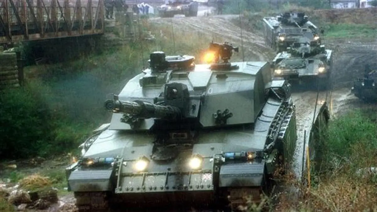 ارتش انگلیس پشت مرزهای روسیه