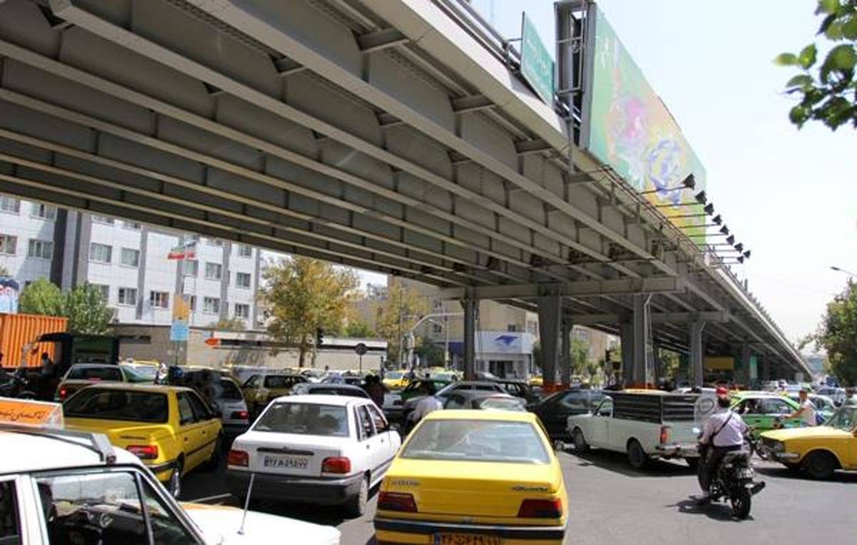 پل‌های فلزی تهران بتنی می‌شوند/ تبدیل پل کریمخان به پل بتنی مرکب در سال ۹۵