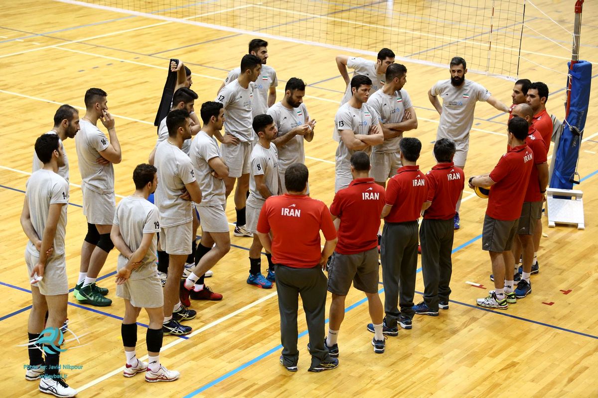 انگیزه‌ بالای ملی‌پوشان والیبال ایران در تمرین/ محمودی جایگزین غفور در بازی با فرانسه