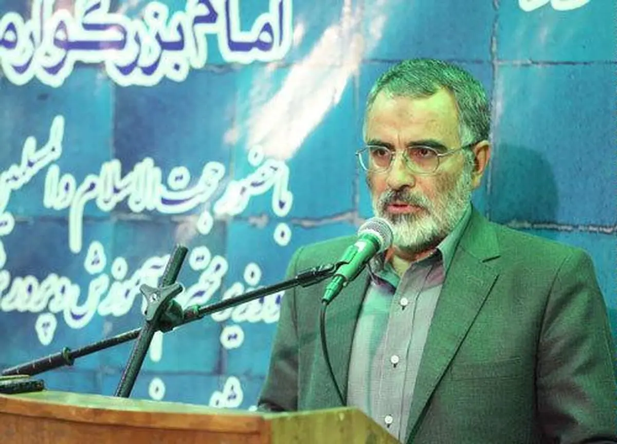 صداقت برجسته‌ترین ویژگی حضرت امام«ره» بود/ آموزش وپرورش باید مروج اندیشه‌ها وآرای حضرت امام خمینی «ره» باشد