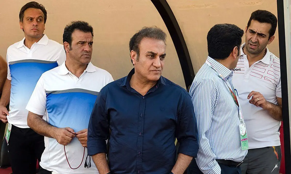 فرهاد کاظمی با سیاه‌جامگان تمدید کرد