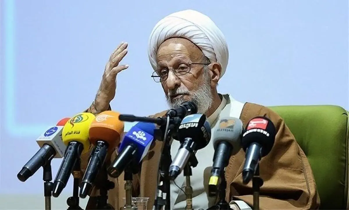 اگر قرار باشد بعد از ائمه به کسی احترام بگذاریم جزء امام (ره) کسی را سراغ نداریم