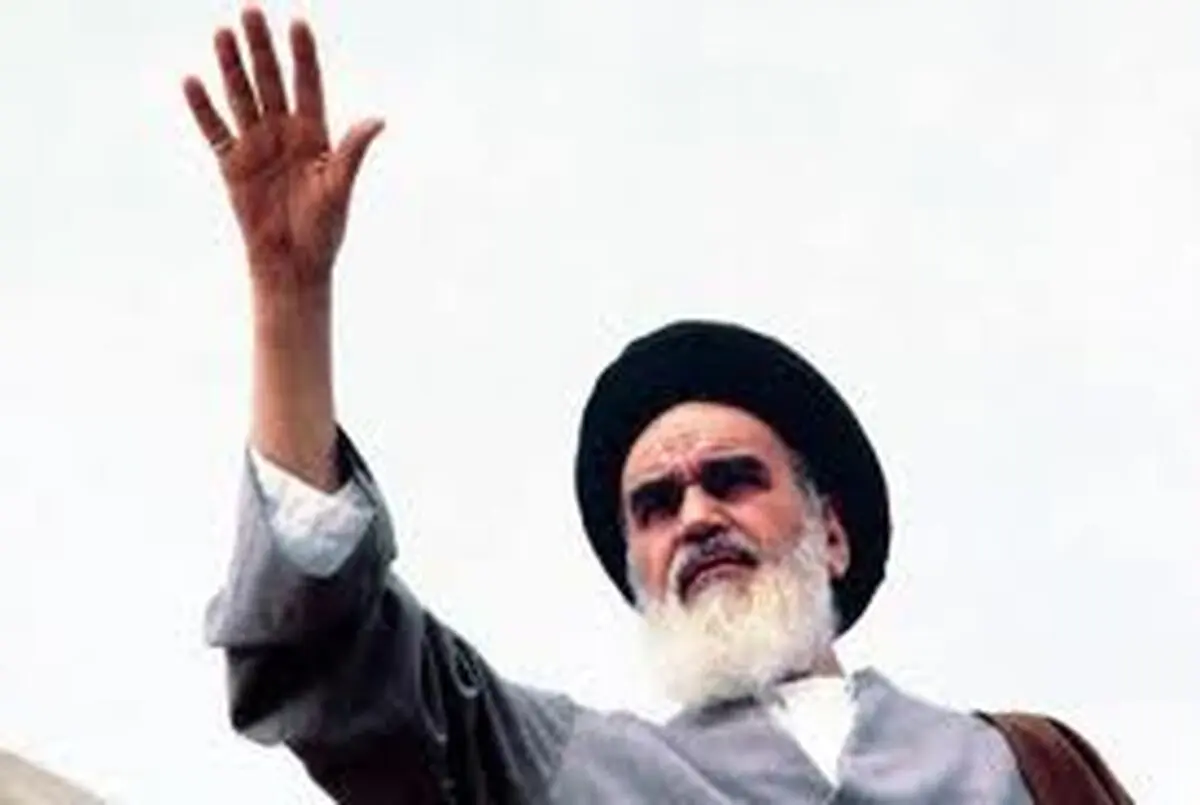 نهضت اسلامی باخمینی و خون جوانانش در جنگ تحمیلی آغاز و امروز با خامنه‌ای و خون مدافعان حرمش صادر شد