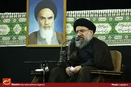 نفی مذاکره و رابطه با آمریکا در بیان رهبری، همان فریادی است که از حنجره امام بیرون می‌آمد