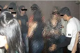 دستگیری تعدادی دو جنسه و ۷۰ زن و مرد مست در پارتی فرحزاد