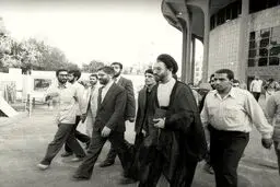 خاتمی می‌گفت جوایز سینمایی غرب سیاسی است، می‌خواهند گولمان بزنند!