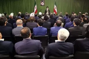 شرمندگی‌ام از اینکه جوانی بیکار با دست خالی به خانه می‌رود کمتر از خود او نیست