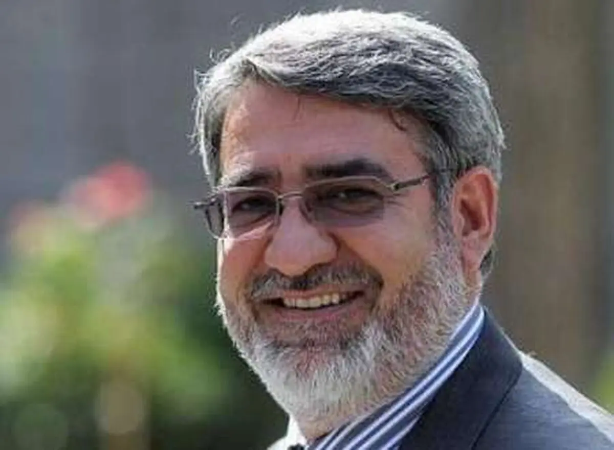 بخشنامه وزیر کشور به استانداران در خصوص ممنوعیت استفاده از کالاهای خارجی