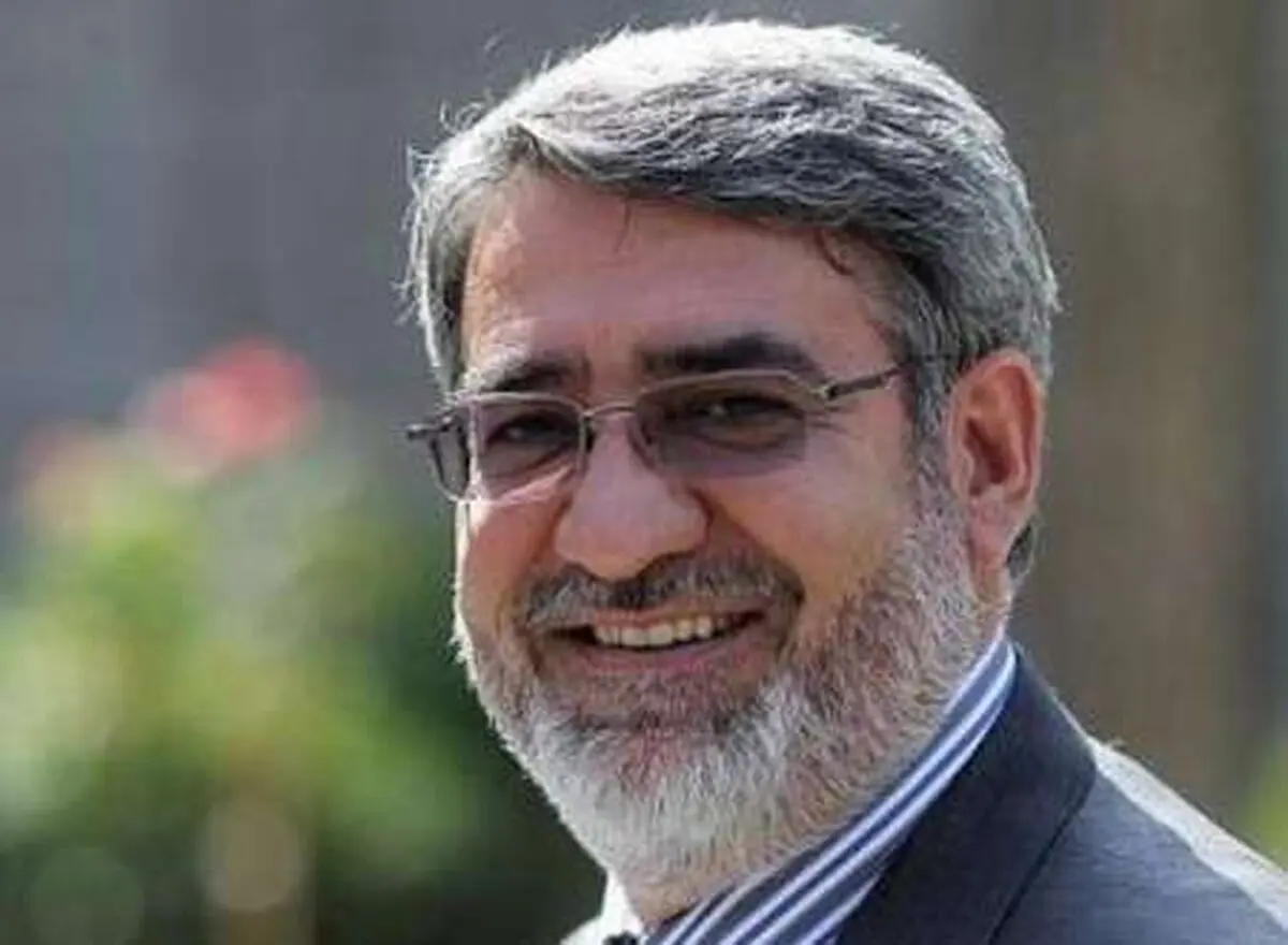 بخشنامه وزیر کشور به استانداران در خصوص ممنوعیت استفاده از کالاهای خارجی