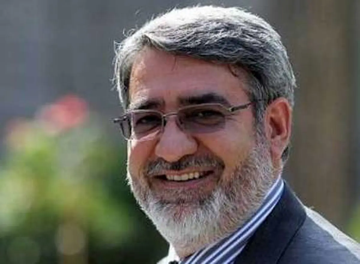 بخشنامه وزیر کشور به استانداران در خصوص ممنوعیت استفاده از کالاهای خارجی