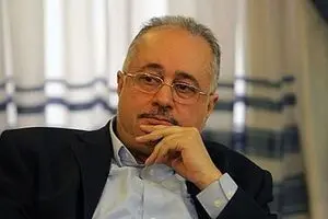 صدور حکم بازداشت و فرار سیروس ناصری