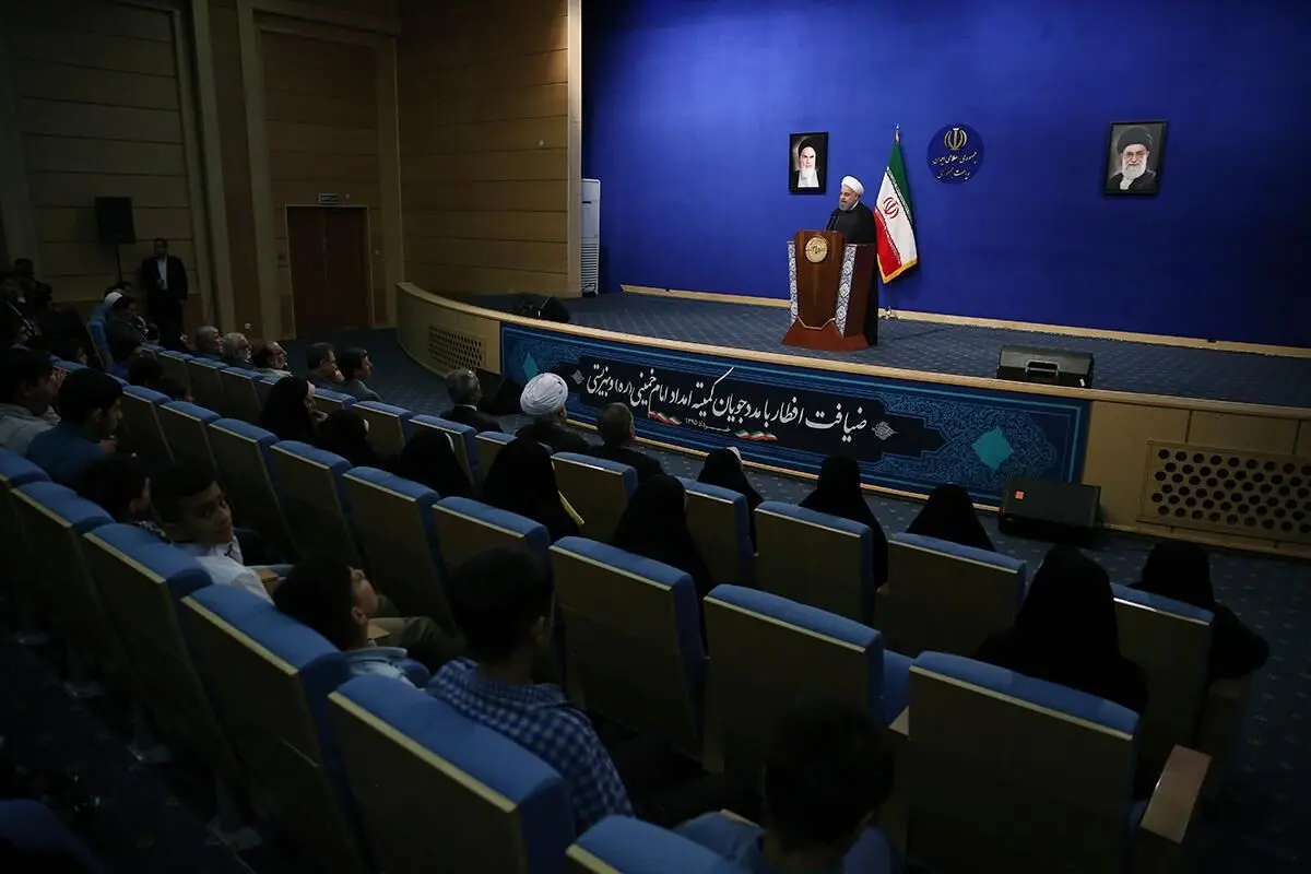 دولت کمک به ایتام و خانواده‌های نیازمند را وظیفه خود می‌داند