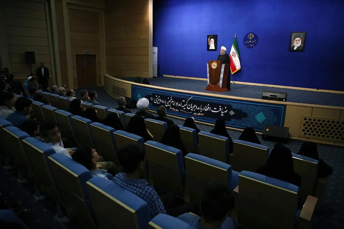 دولت کمک به ایتام و خانواده‌های نیازمند را وظیفه خود می‌داند