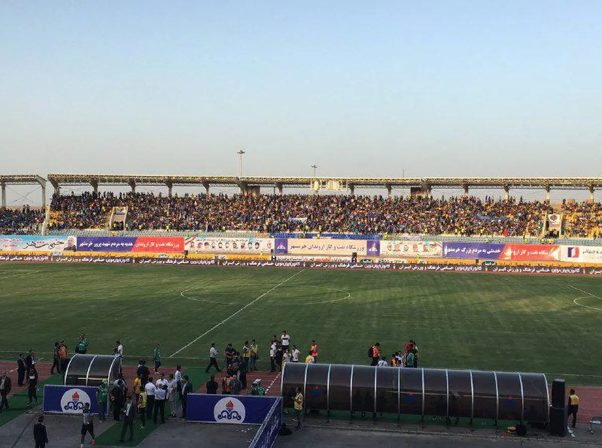 معاون استاندار و فرماندار خرمشهر از فدراسیون فوتبال و سازمان لیگ تقدیر کرد