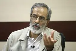 توسعه موشکی ربطی به برجام ندارد/ توان موشکی را توسعه داده و رسانه‌ای می‌کنیم