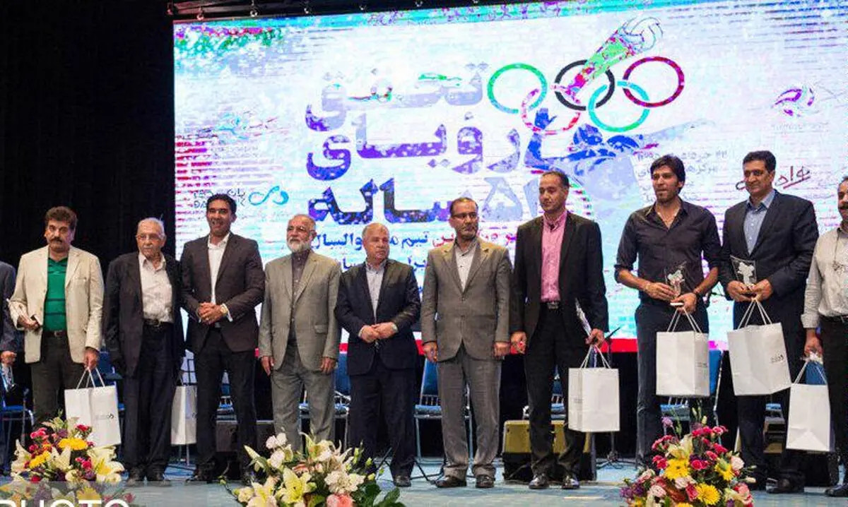 پاداش المپیکی کادر فنی تیم ملی والیبال از سوی شهنازی پرداخت شد