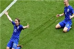 مودریچ برترین بازیکن دیدار کرواسی و ترکیه شد