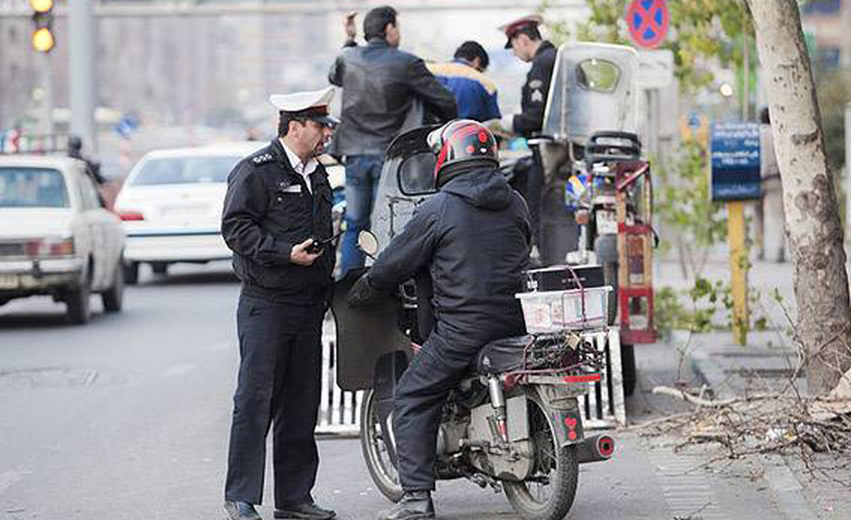 ۳ میلیون موتورسیکلت در تهران تردد می‌کنند/ تردد ۷۰ درصد موتورسیکلت‌ها در پایتخت برای امرار معاش است