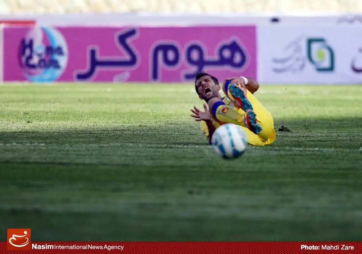 باشگاه نفت تهران را توقیف امتیاز کنید