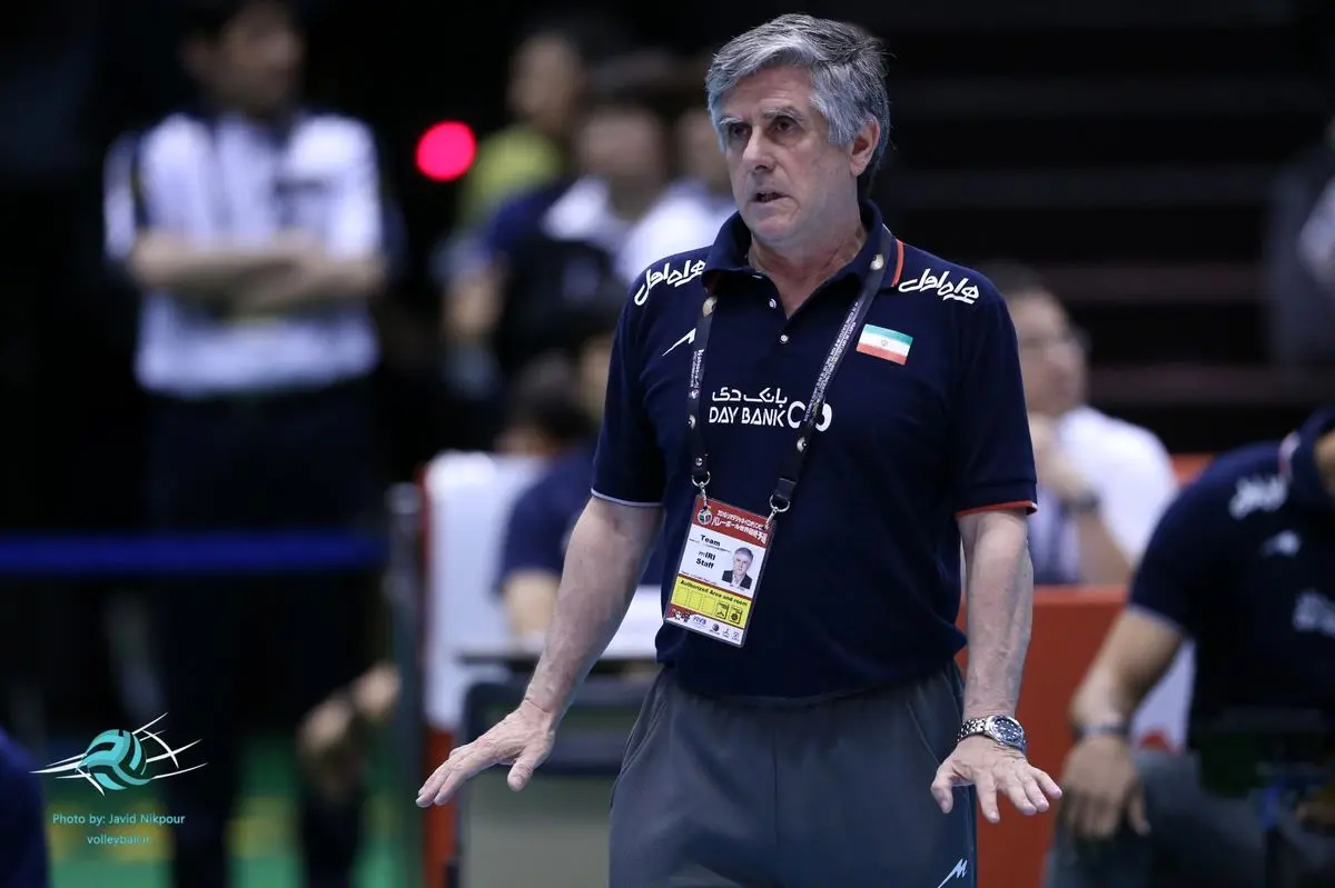 لوزانو: نه من و نه دیگر بازیکنان از باخت خوششان نمی‌آید/ از اینکه بازی کردیم و جنگیدیم راضی‌ام