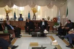 منصوریان با طباطبایی دیدار کرد/ احتمال برگزاری تمرینات استقلال در آزادی
