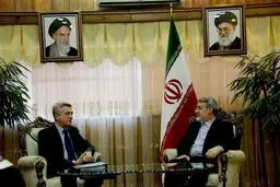 وزیر کشور: نگاه ما به پناهندگان افغانستان در ایران نگاهی انسانی است/ به بازگشت داوطلبانه پناهندگان به کشورشان معتقدیم