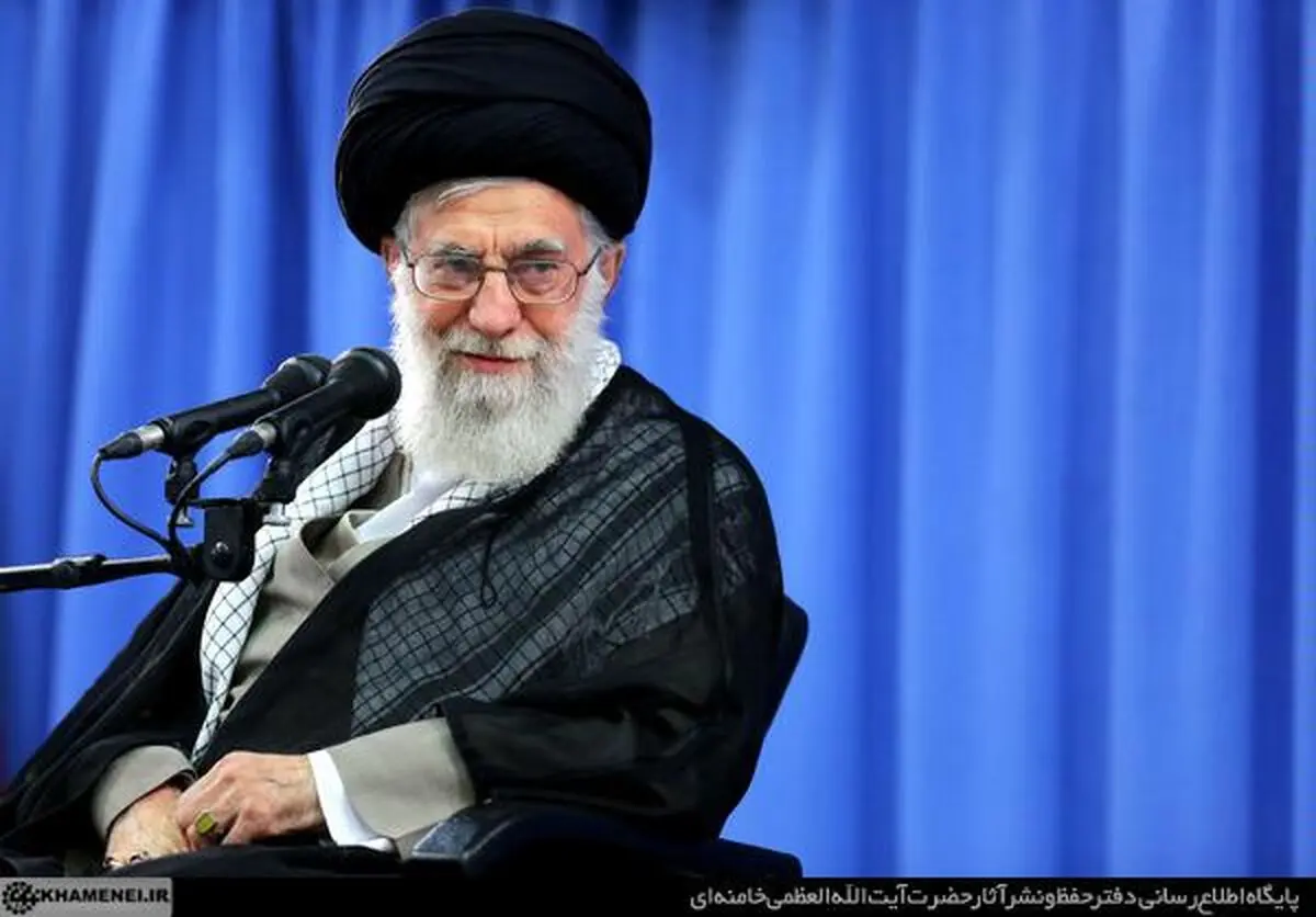 ایجاد فضای انقلابی در دانشگاه با کار طبیبانه و خردمندانه