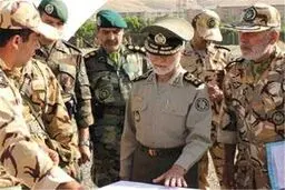 فرمانده کل ارتش از نحوه آموزش دانشجویان خارجی در دافوس بازدید کرد